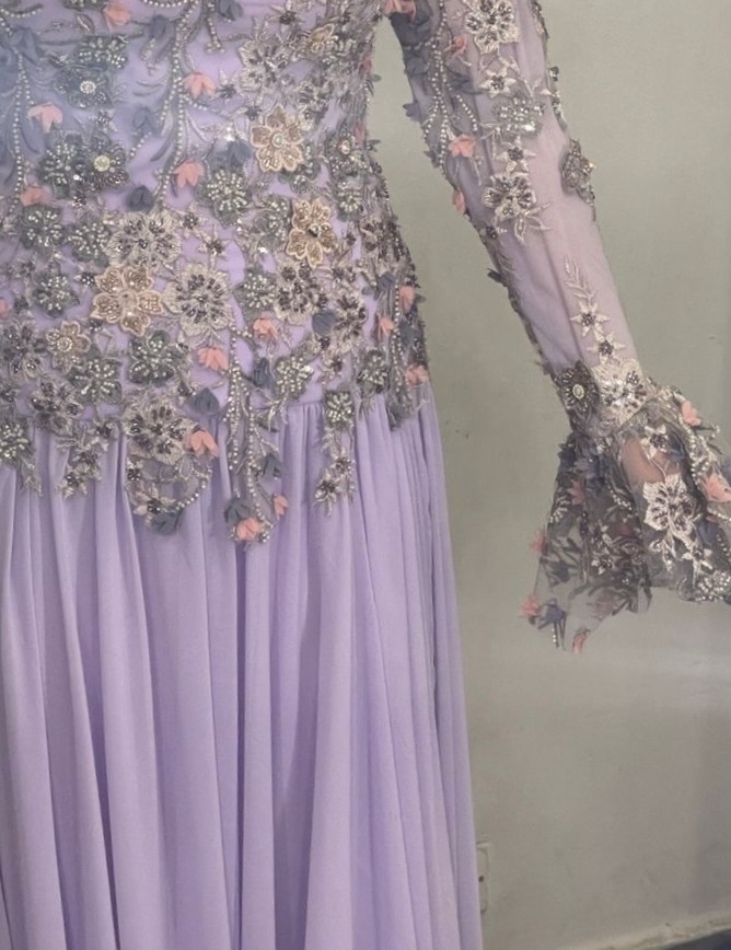 فستان سواريه او خطوبة