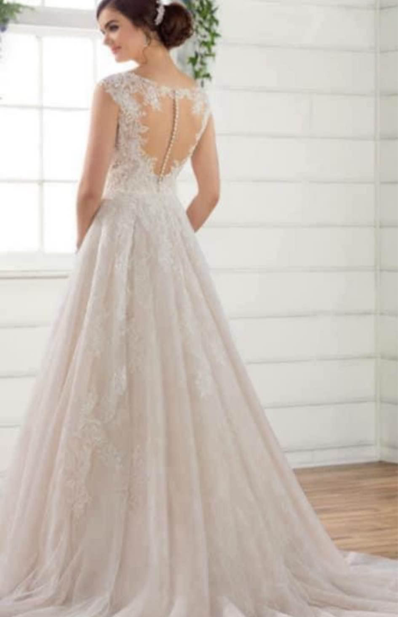 WEDDING DRESS FROM USA