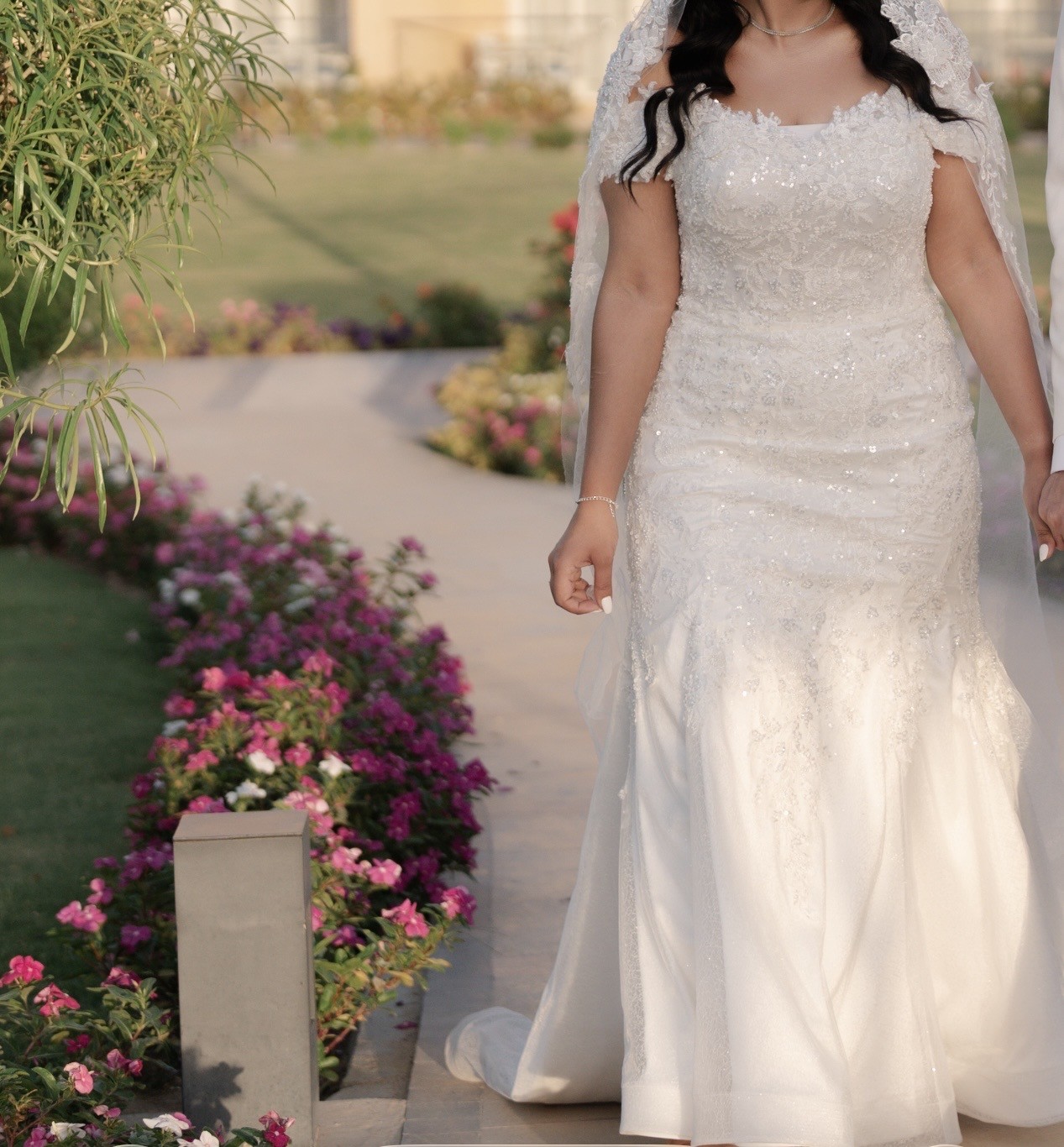 WEDDING DAY FOR SALE