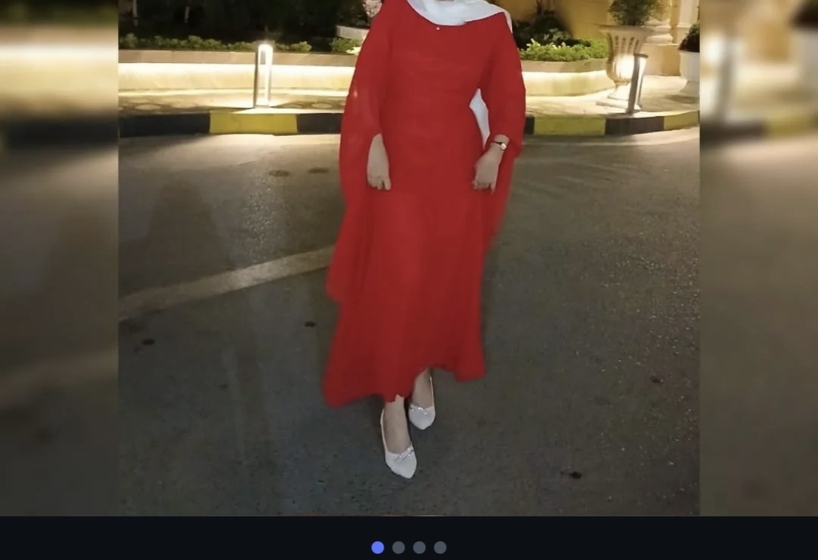 فساتين للبيع