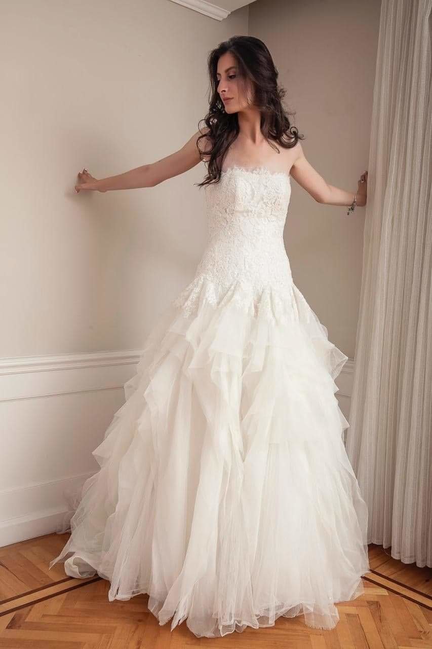 PRONOVIOS WEDDING DRESS FROM AMERICA