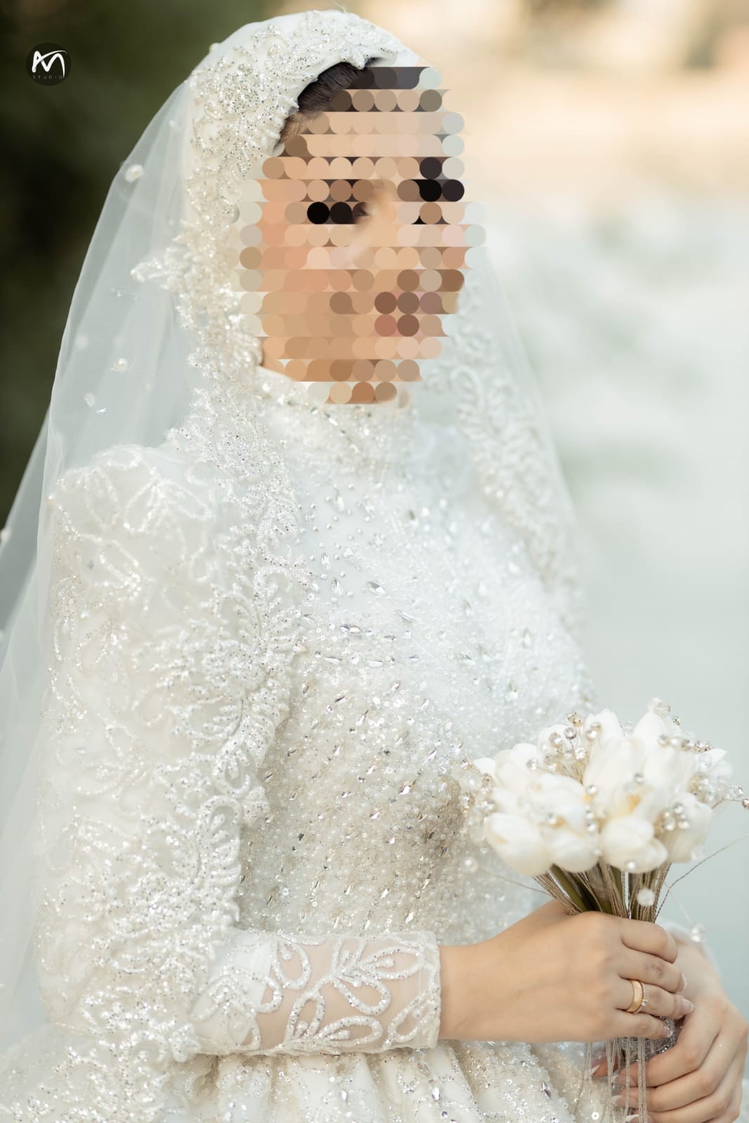 فستان زفاف ابيض