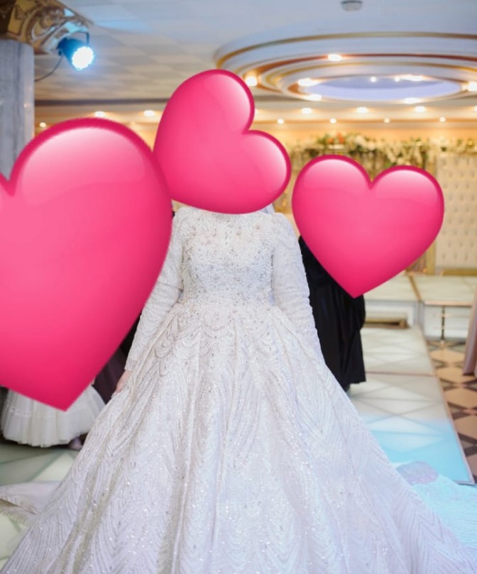 فستان زفاف للبيع
